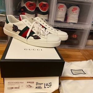 Gucci Ace Sneakers - crystal arrow